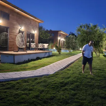 بيت ضيافة Orange Evleri *